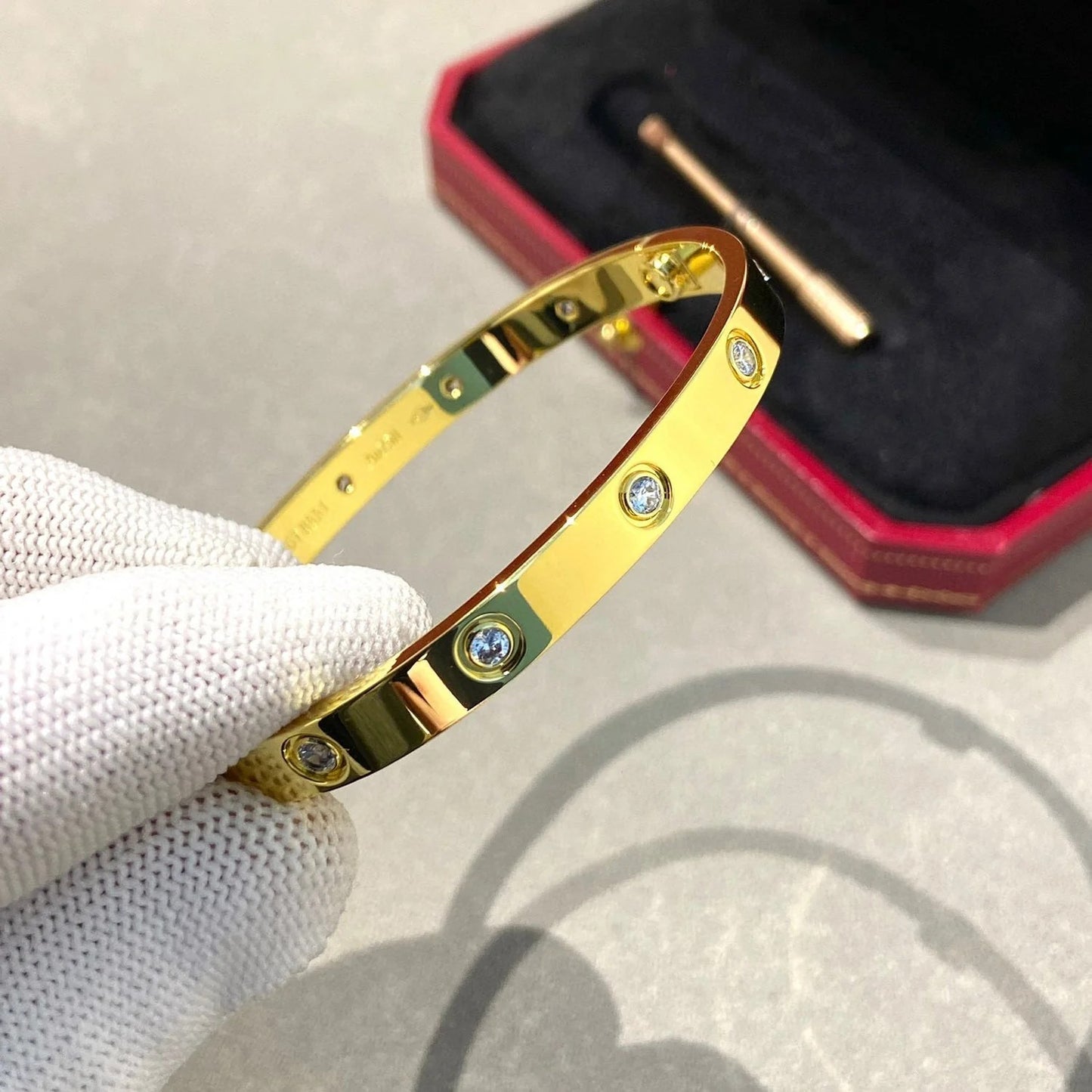 LOVE BRACELET 6.1MM 10 DIAMONDS